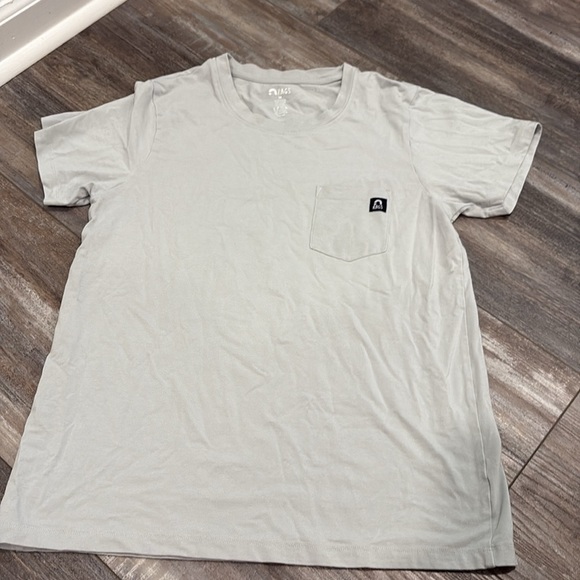 Rags Essential Grey Pocket Tee Medium - Picture 1 of 5